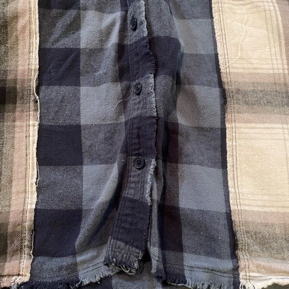 Forever21 size S long sleeve flannel shirt - Picture 7 of 9